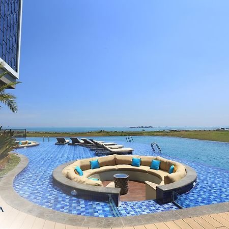 The Rinra Otel Makassar Dış mekan fotoğraf